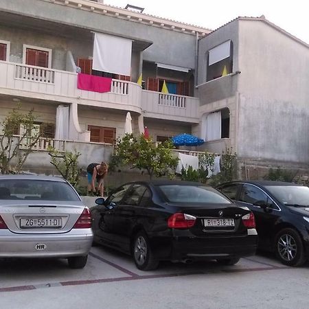 Guest House Marija ซูมาร์ติน ภายนอก รูปภาพ