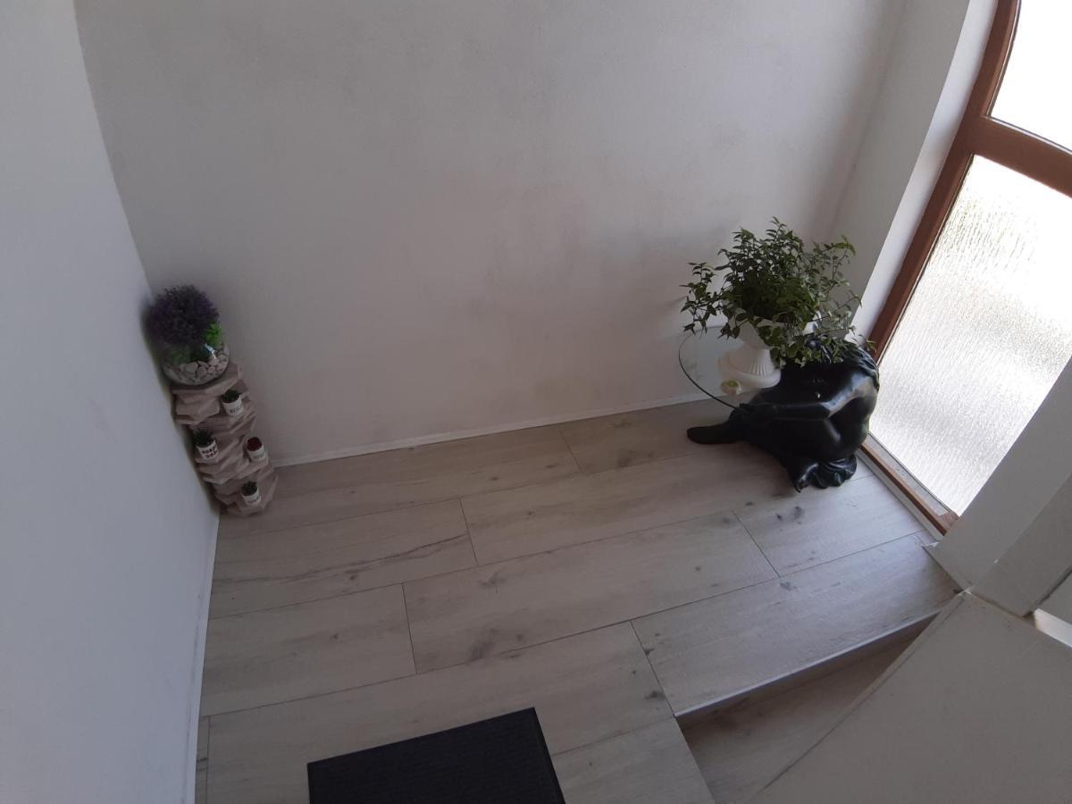 Guest House Marija ซูมาร์ติน ภายนอก รูปภาพ