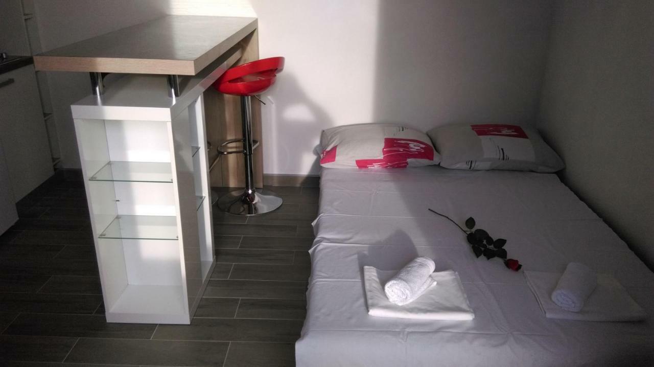Guest House Marija ซูมาร์ติน ภายนอก รูปภาพ
